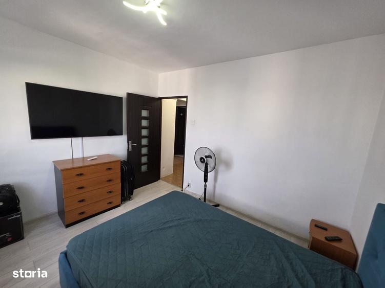 Apartament cu 3 camere decomandat în Lujerului — fotografia 3