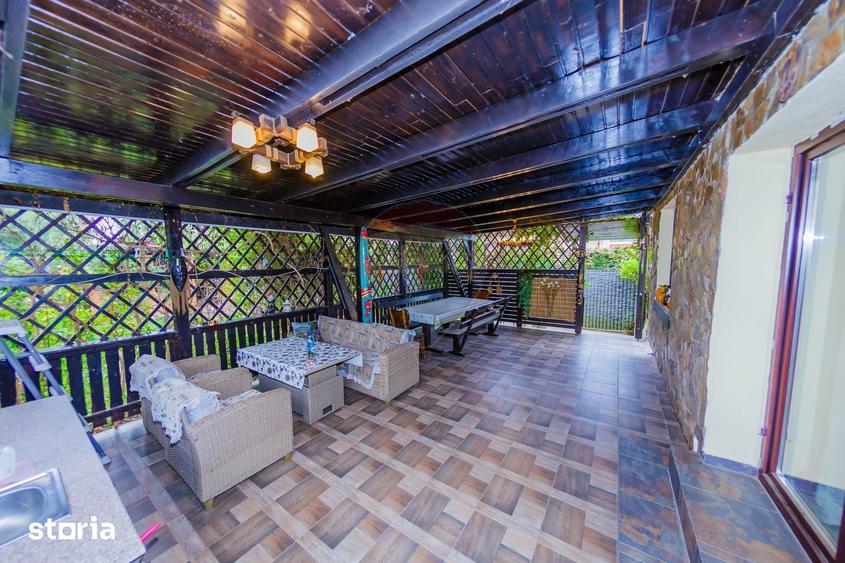 Casă cu 4 camere cu Teren 758 Mp în Coltău