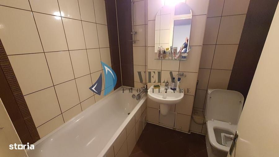 Apartament cu 3 camere decomandat în Semicentral