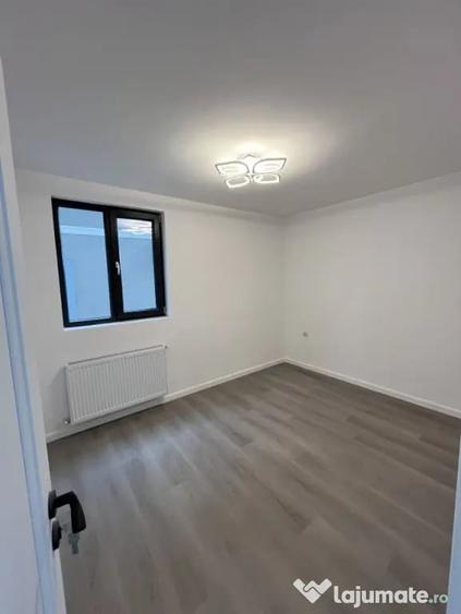 Casă cu 3 camere cu Teren 150 Mp în Central