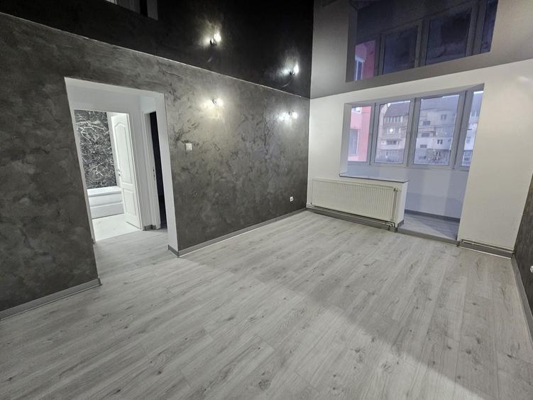 Apartament cu 2 camere semidecomandat în Ultracentral