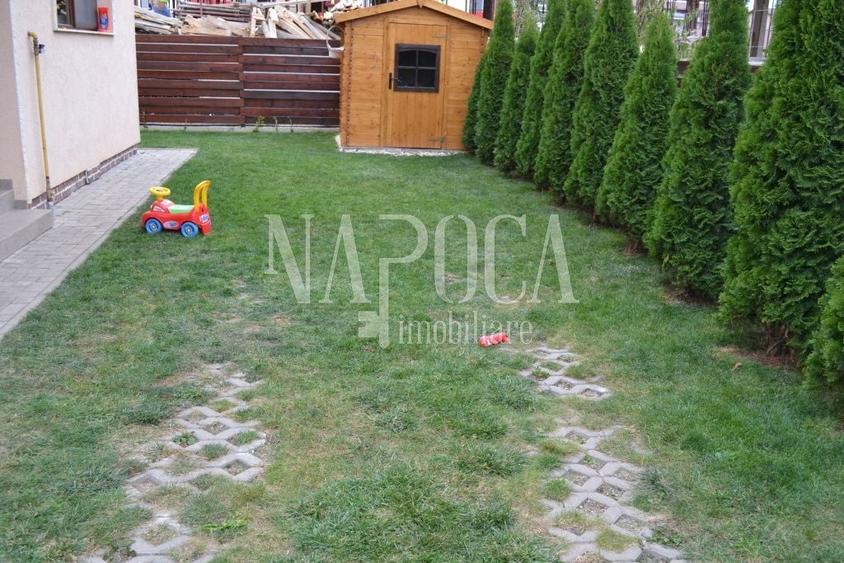 Duplex cu 4 camere cu Canalizare în Florești