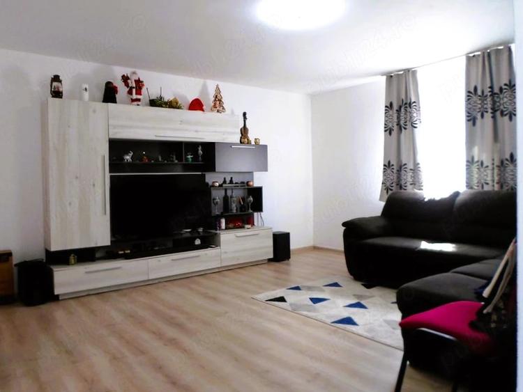 Vanzare casa in Strejnicu, Targsoru Vechi, jud Prahova - 12
