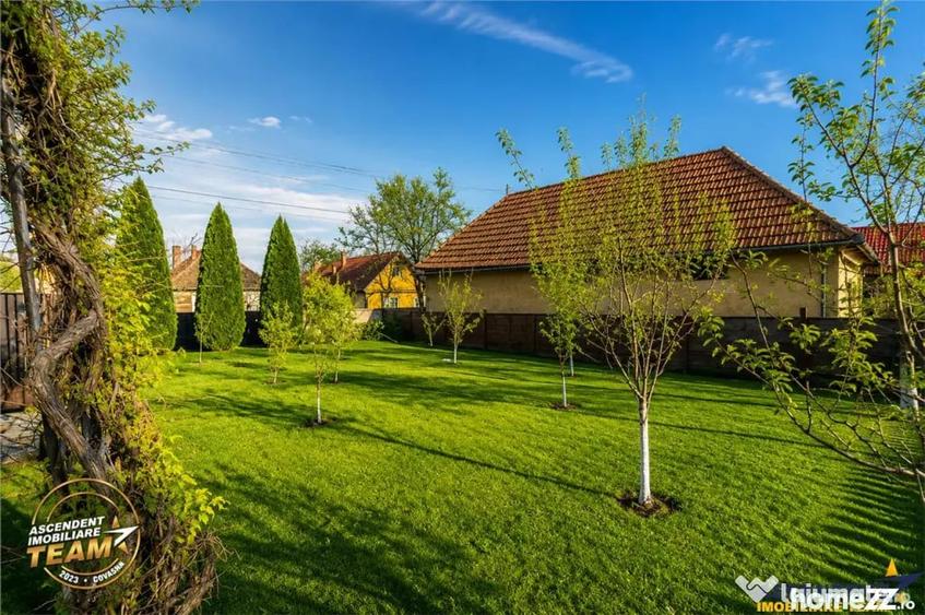 Casă cu 3 camere cu Teren 7608 Mp în Cernat