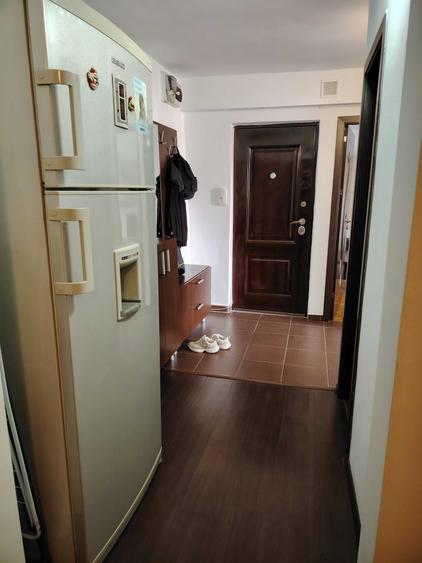 Apartament cu 2 camere decomandat în Exterior Vest