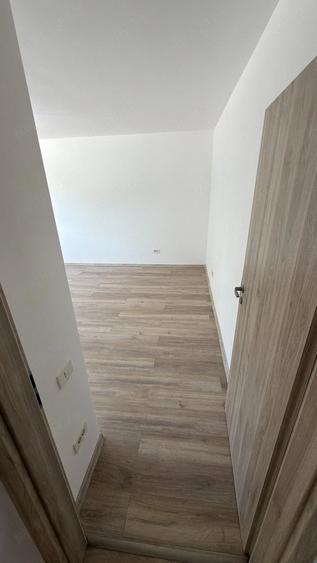 Apartament cu 2 camere decomandat în 1 Decembrie