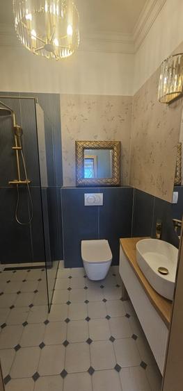 Casă individuală cu 3 camere cu Canalizare în Central