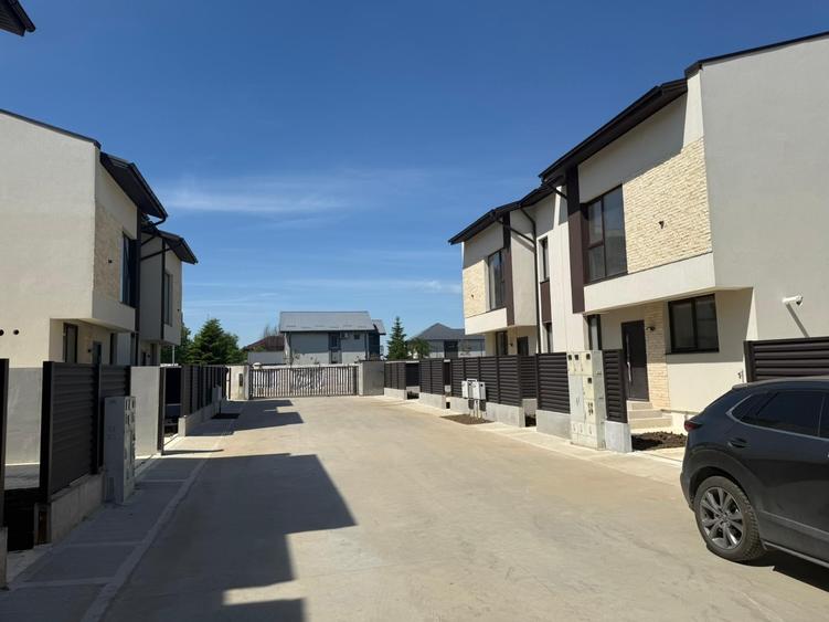 Duplex cu 4 camere cu Teren 250 Mp în Prelungirea Ghencea