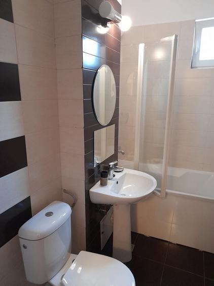 Apartament cu 2 camere decomandat în Plopilor