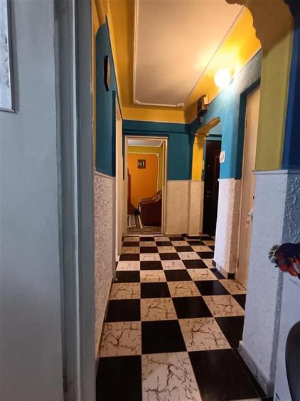 Apartament cu 2 camere decomandat în Radu Negru