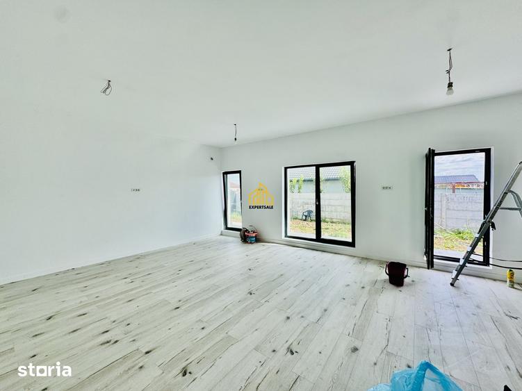 Casă cu 4 camere cu Teren 490 Mp în Clinceni