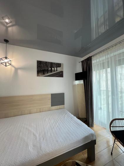 Apartament cu 2 camere semidecomandat, mobilat în Năvodari