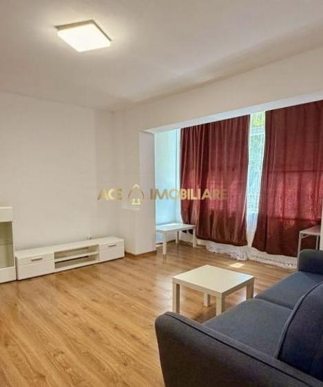 Apartament cu 3 camere semidecomandat, mobilat în Iancului