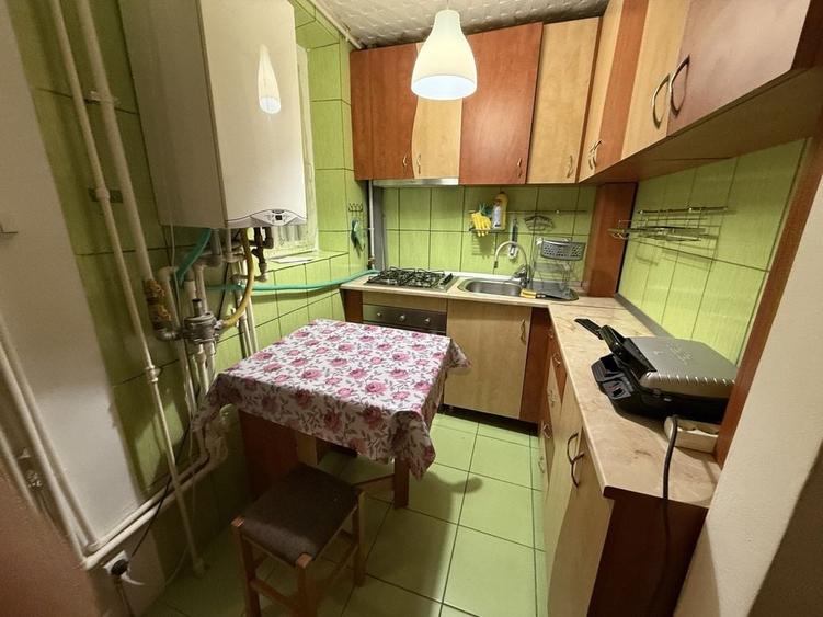 Apartament cu 2 camere decomandat în Drumul Taberei