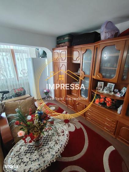 Se vinde apartament 2 camere decomandat 60mp etaj 4 din 4 62.900e - 12