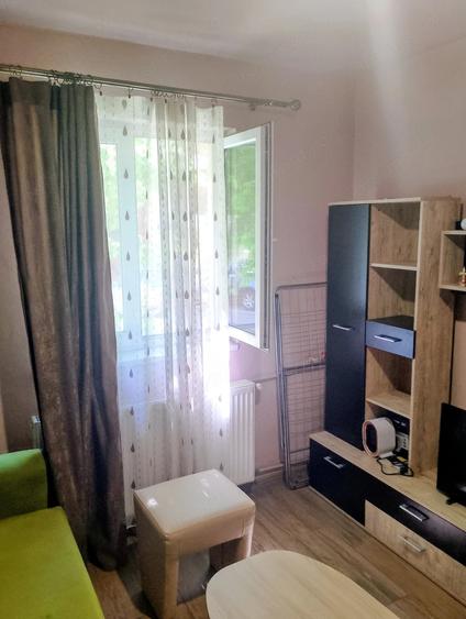 Garsonieră semidecomandată în Buziașului