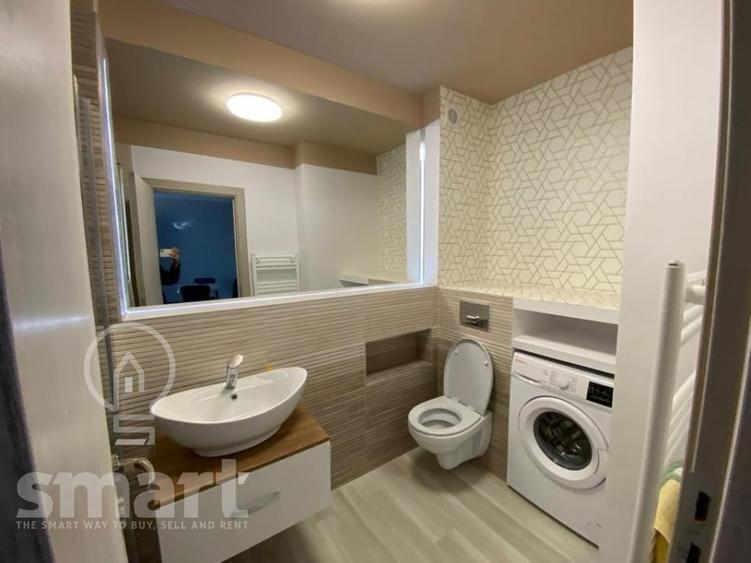 Apartament cu 2 camere semidecomandat, mobilat în Central