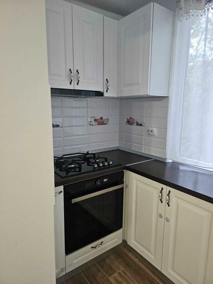 Apartament cu 3 camere decomandat în Rogerius