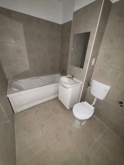 Apartament cu 2 camere semidecomandat în Sânpetru