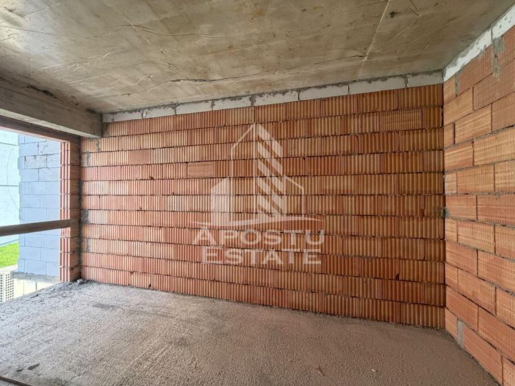 Apartament cu 3 camere semidecomandat în Iosefin