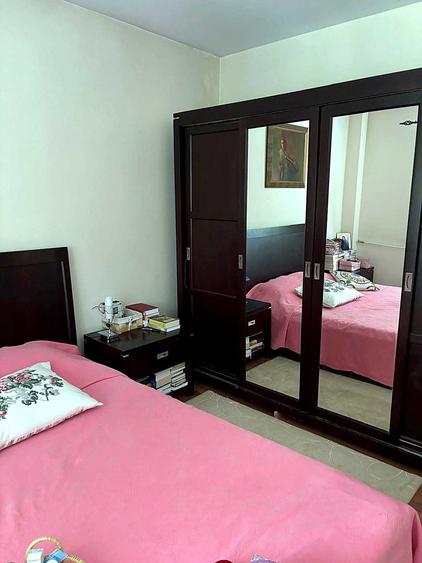 Apartament cu 4 camere decomandat în Sebastian