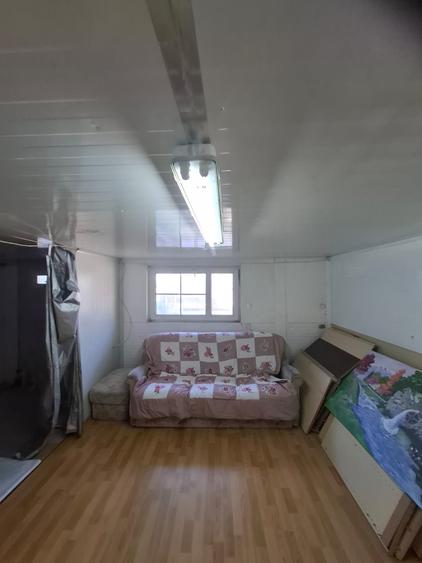 Casă individuală cu 6 camere cu Canalizare în Gelu