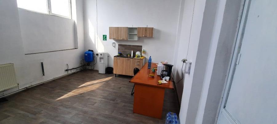 Spațiu comercial, de 471 mp, în Cătămărești