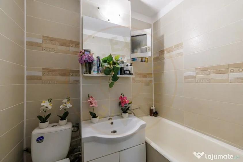 Apartament cu 2 camere semidecomandat în Trivale