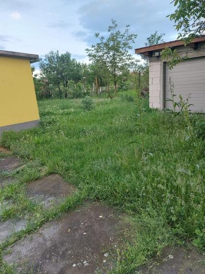 Casă cu 3 camere în Sâmbăteni
