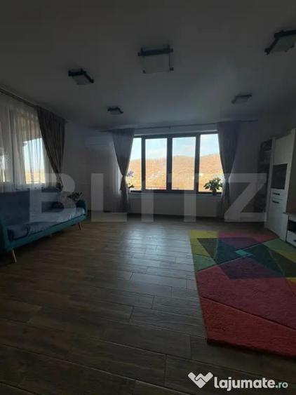 Casă cu 3 camere cu Teren 400 Mp în Central