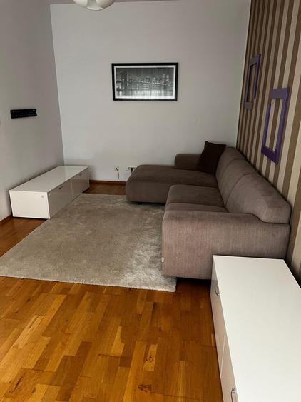 Apartament cu 3 camere în Băneasa