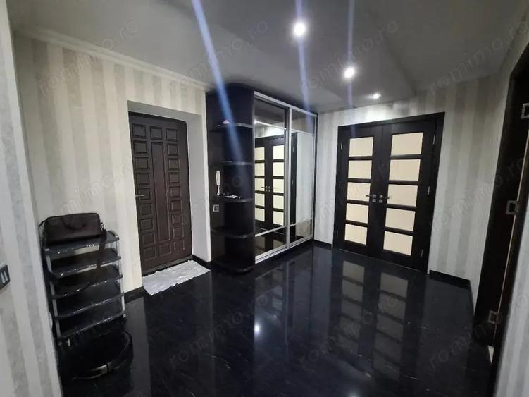 Apartament cu 2 camere decomandat în Basarabia