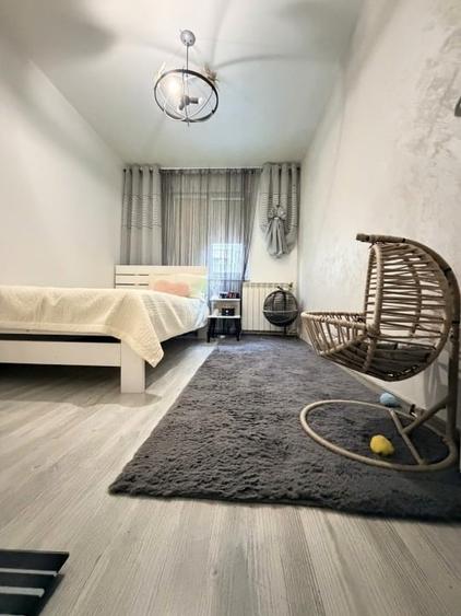 Apartament cu 3 camere semidecomandat în Nord