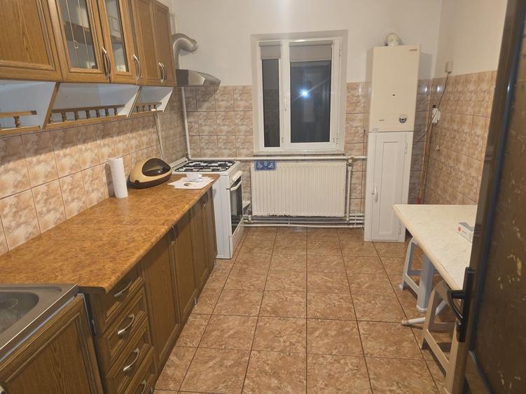 Apartament cu 2 camere în Unirea