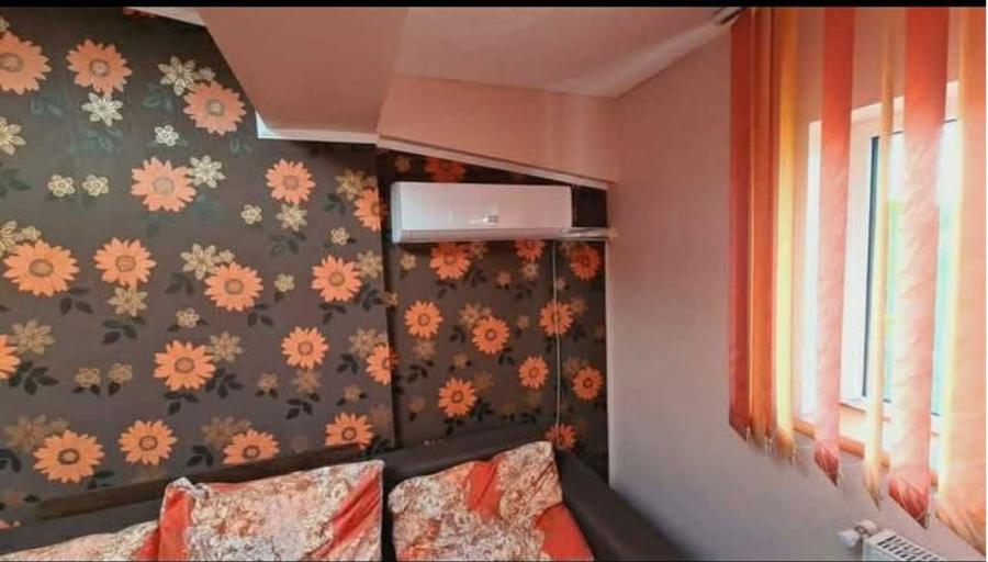 Garsonieră decomandată în Micro 20