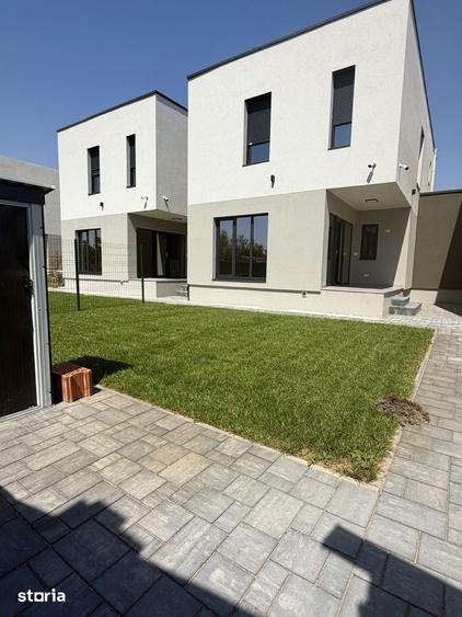 Casă cu 4 camere cu Teren 218 Mp în Sânandrei