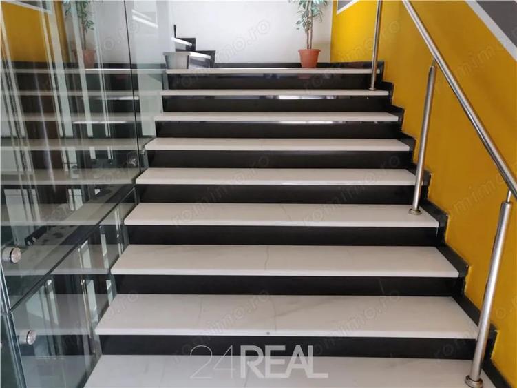 Spațiu comercial, în Central
