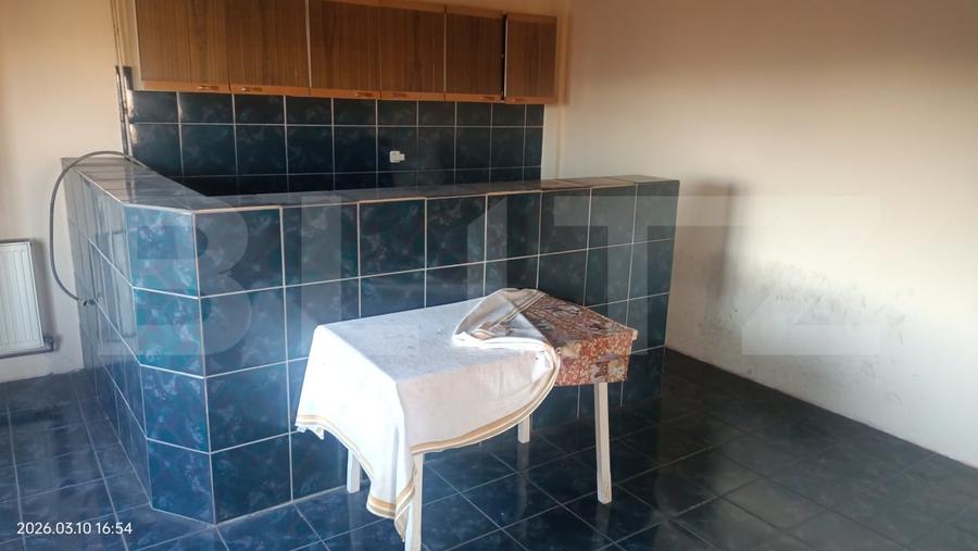 Casă individuală cu 5 camere cu Canalizare în Reghin