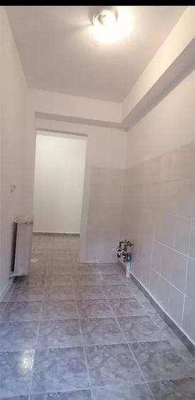 Garsonieră decomandată în Drumul Taberei