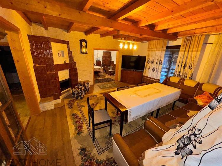 Casă cu 10 camere cu Teren 1600 Mp în Bolotești