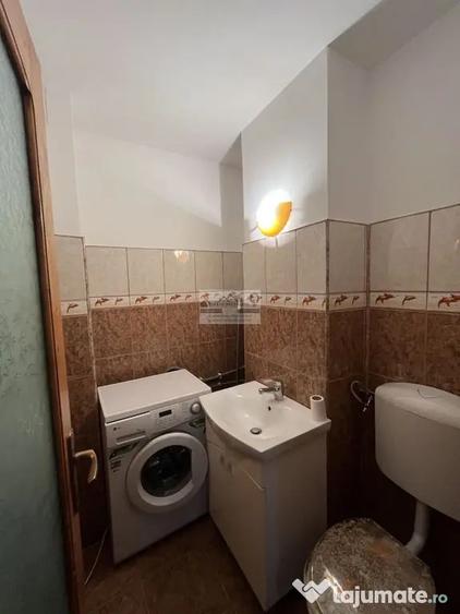 Apartament cu 3 camere decomandat, mobilat în Central