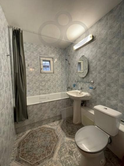 Apartament cu 3 camere decomandat, mobilat în Mărăști