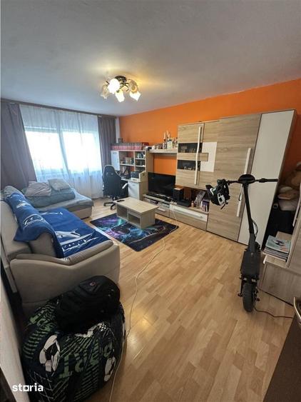 Apartament cu 2 camere decomandat în Lipovei