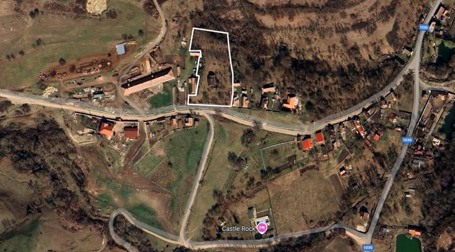Casă individuală cu 4 camere cu Teren 4873 Mp în Pietroasa