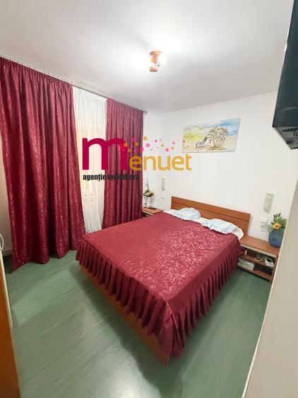 Apartament 3 camere,strada Mircea Voda,etaj 2 - 9