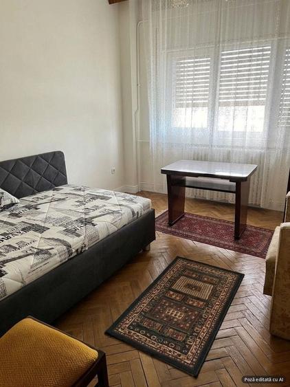 Apartament cu 3 camere decomandat, mobilat în P-ța Unirii