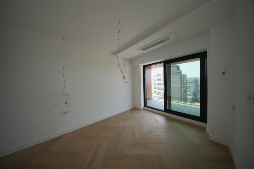 Apartament cu 3 camere decomandat în Unirii