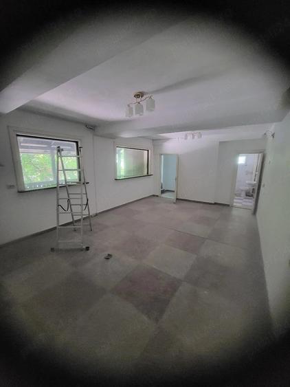 Casă cu Teren 117 Mp în Central
