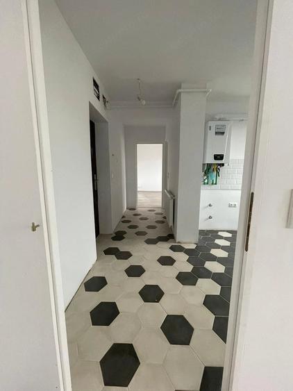 Apartament cu 2 camere decomandat în Botizului