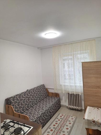 Garsonieră semidecomandată în Central